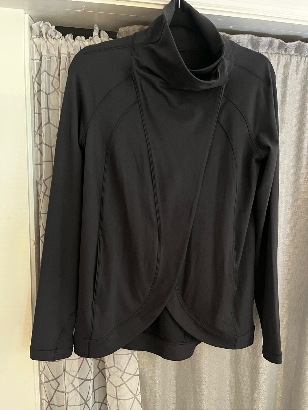 Lululemon Black Rulu Rally Wrap Jacket 6 - Picture 2 of 9